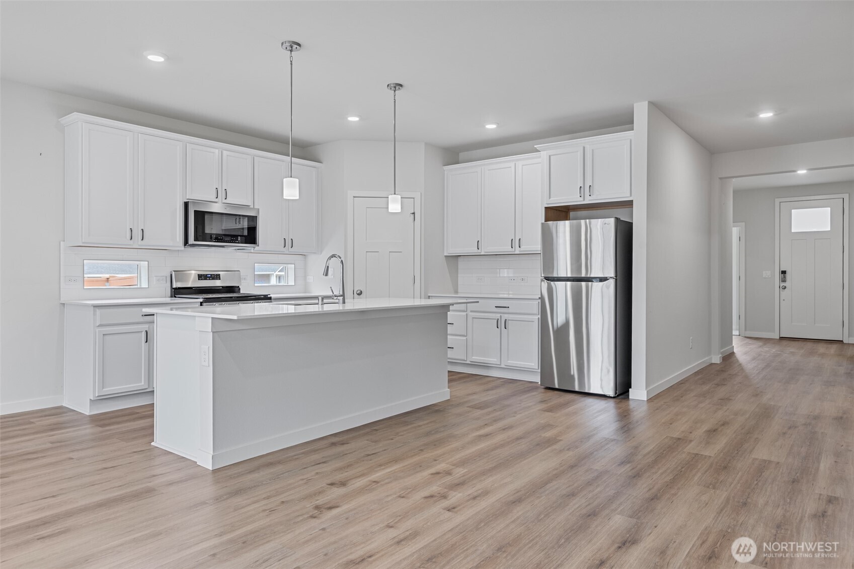 3621 SW Cardiff Street , Port Orchard, WA 98367