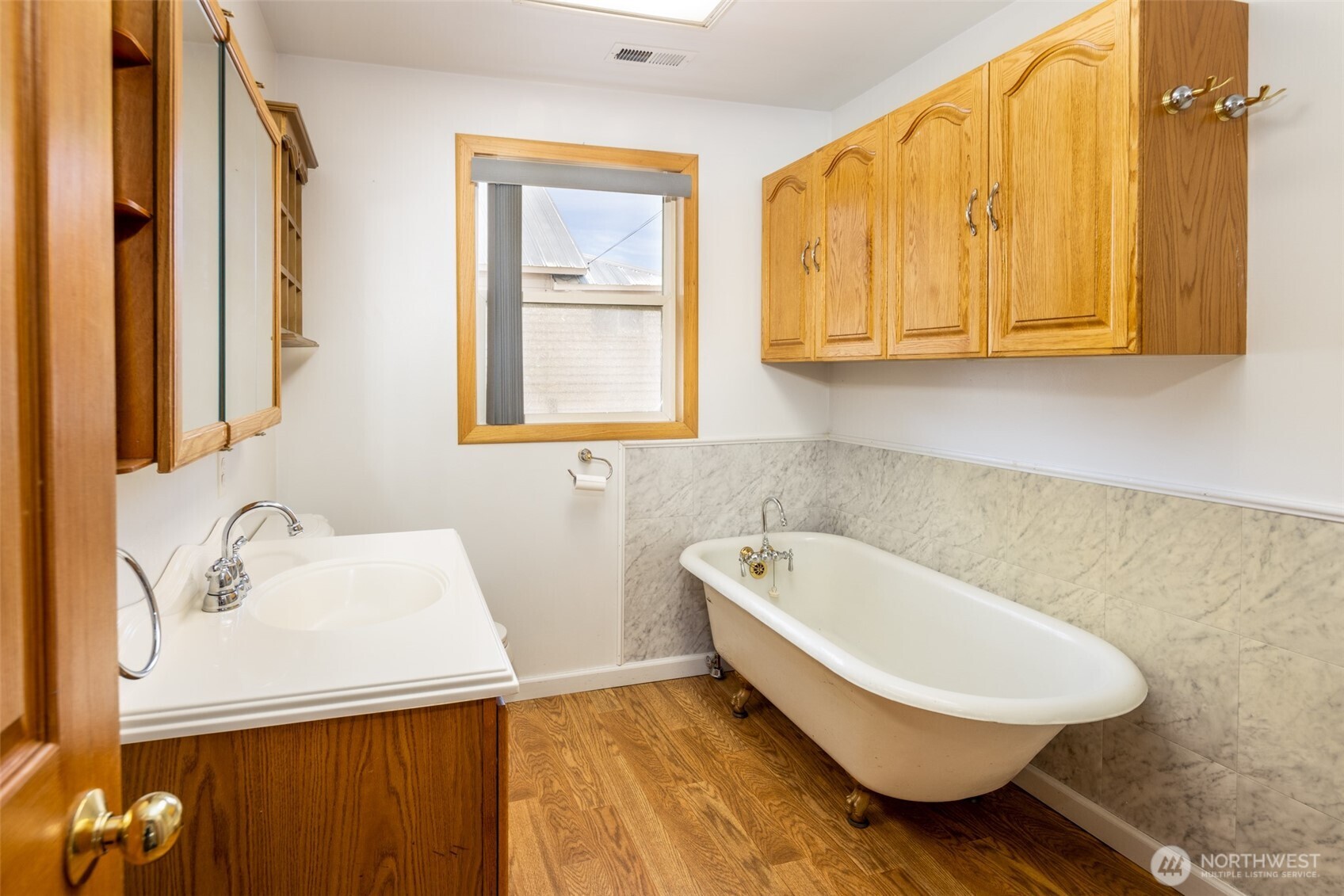 819 1st Street , Cle Elum, WA 98922