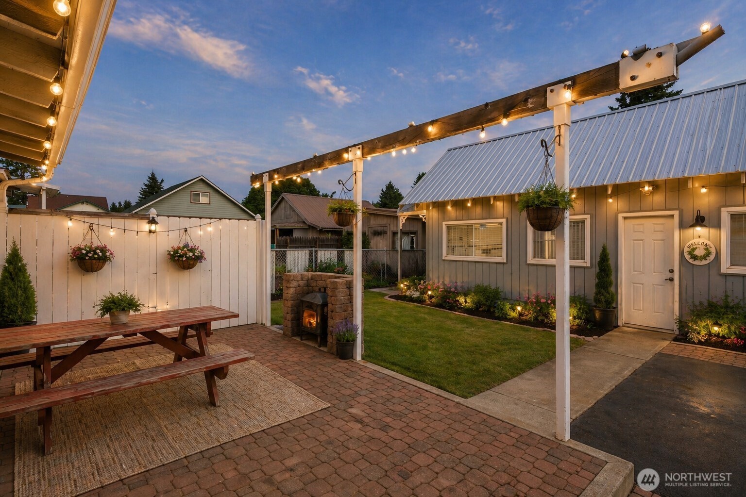 819 1st Street , Cle Elum, WA 98922