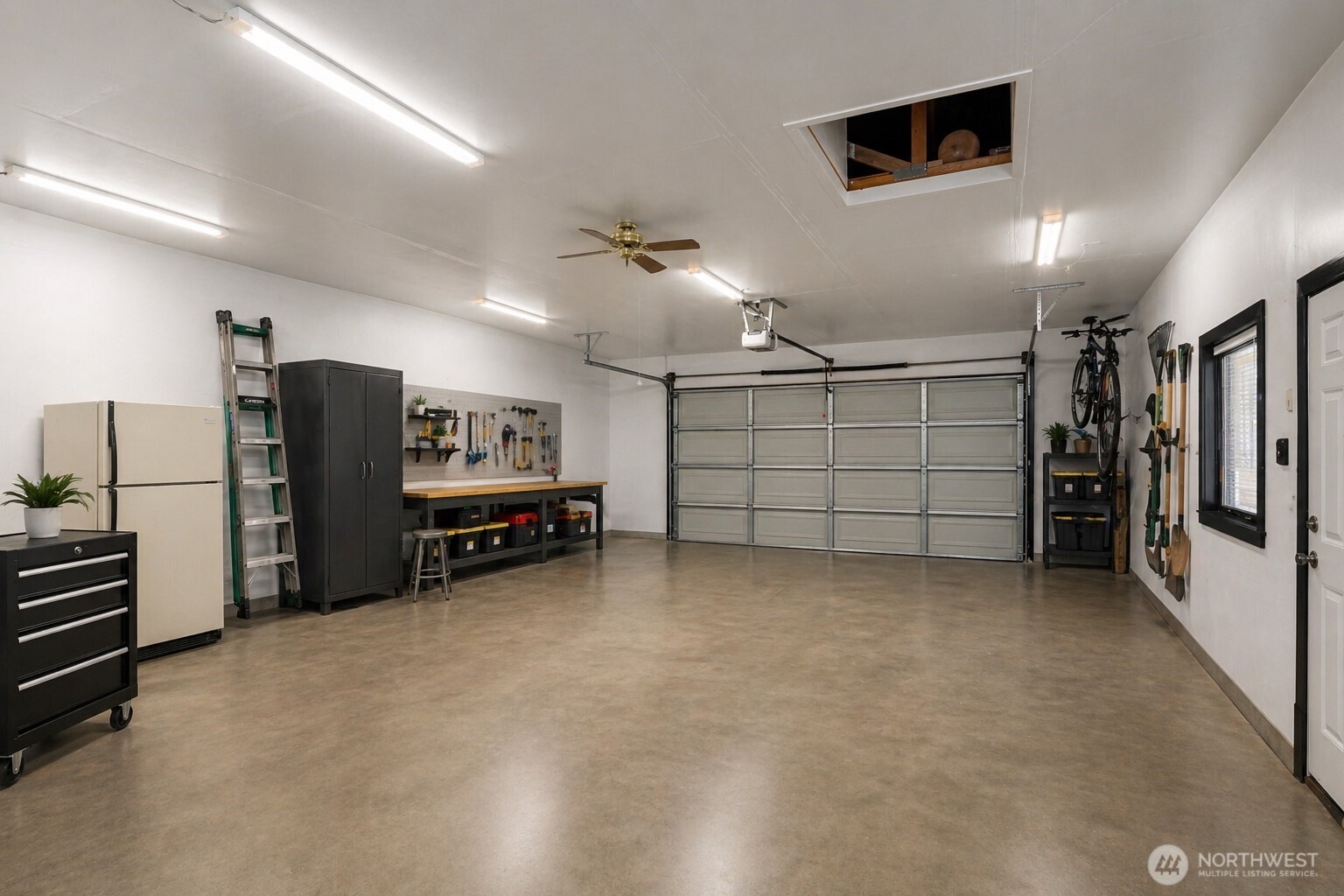 819 1st Street , Cle Elum, WA 98922