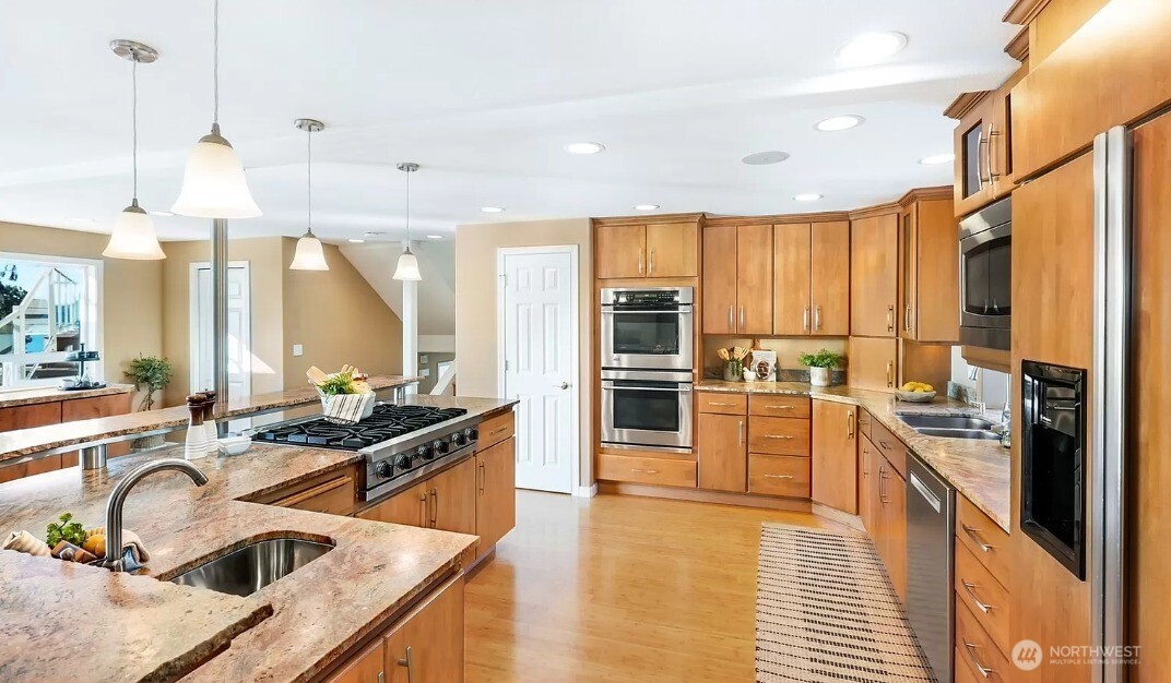 10601 Marine View Drive , Mukilteo, WA 98275