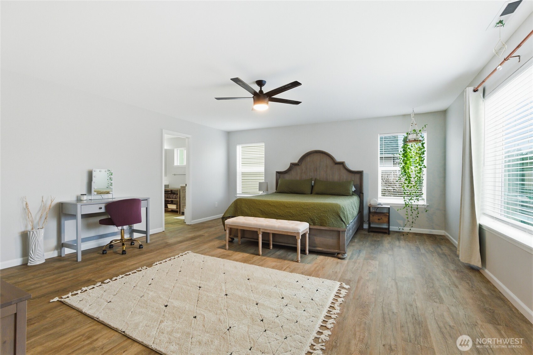 33229 43rd Place S, Federal Way, WA 98001
