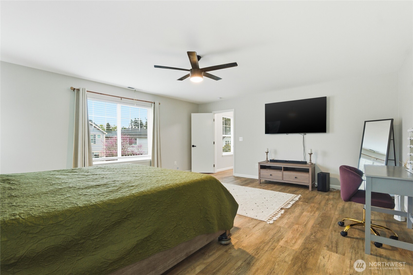 33229 43rd Place S, Federal Way, WA 98001