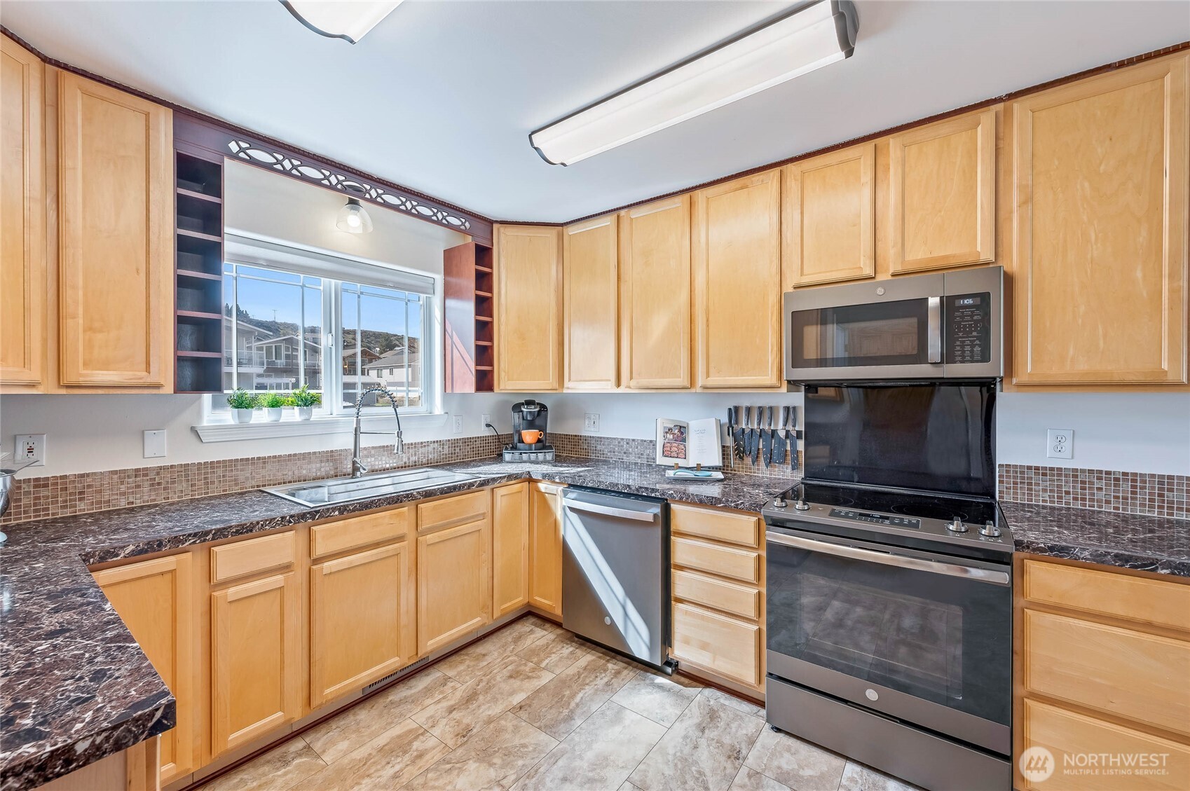 225 E Marine View Place , Orondo, WA 98843