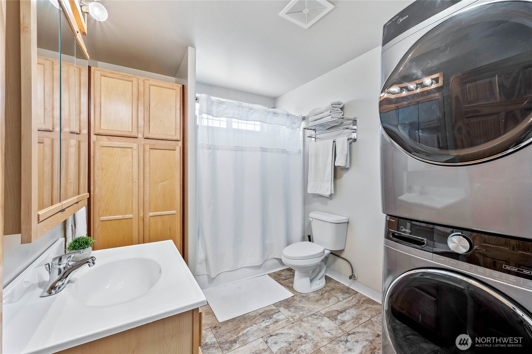 225 E Marine View Place , Orondo, WA 98843
