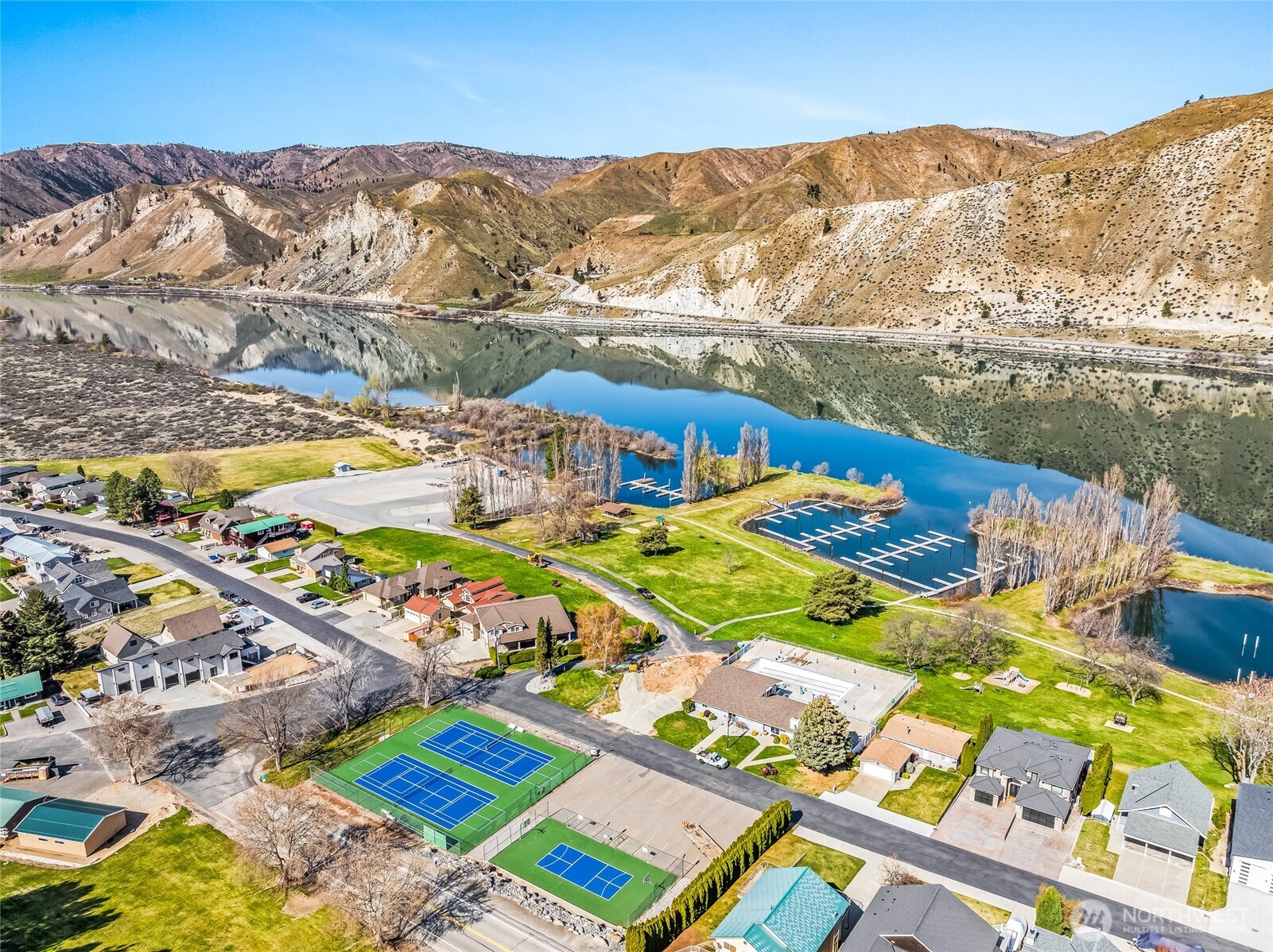 225 E Marine View Place , Orondo, WA 98843