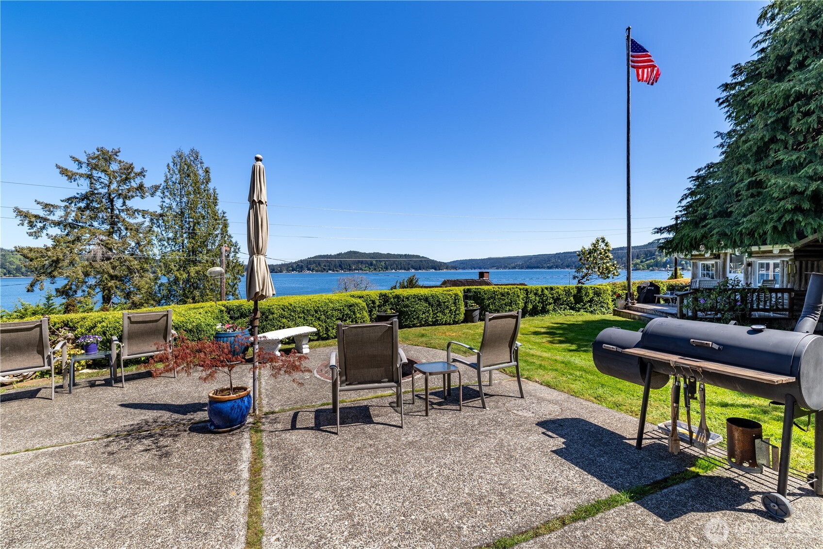 6502 E State Route 106 , Union, WA 98592