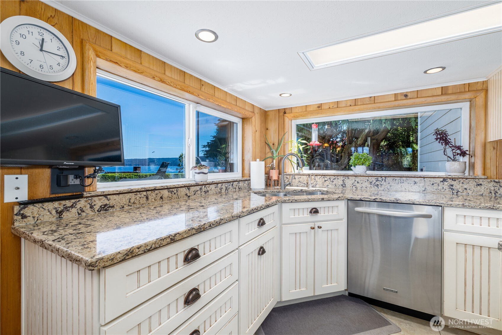 6502 E State Route 106 , Union, WA 98592