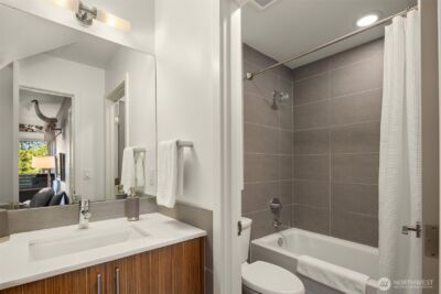 928 34th Avenue , Seattle, WA 98122 - Photo 34