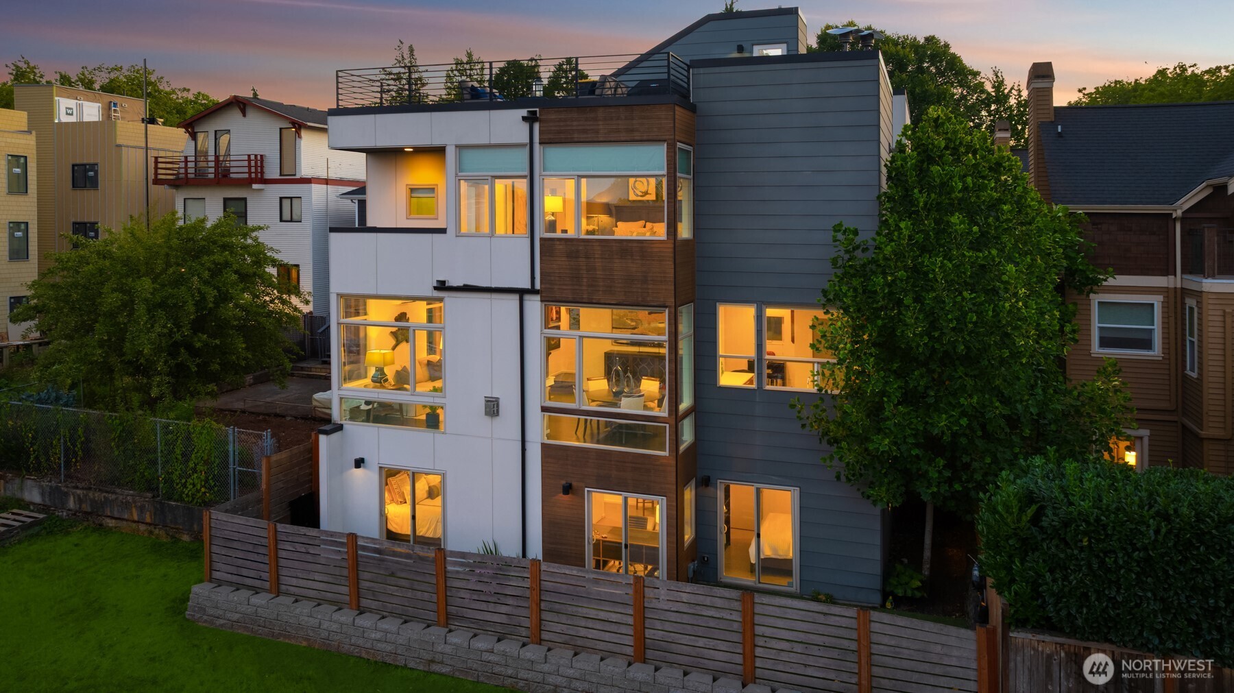 928 34th Avenue , Seattle, WA 98122