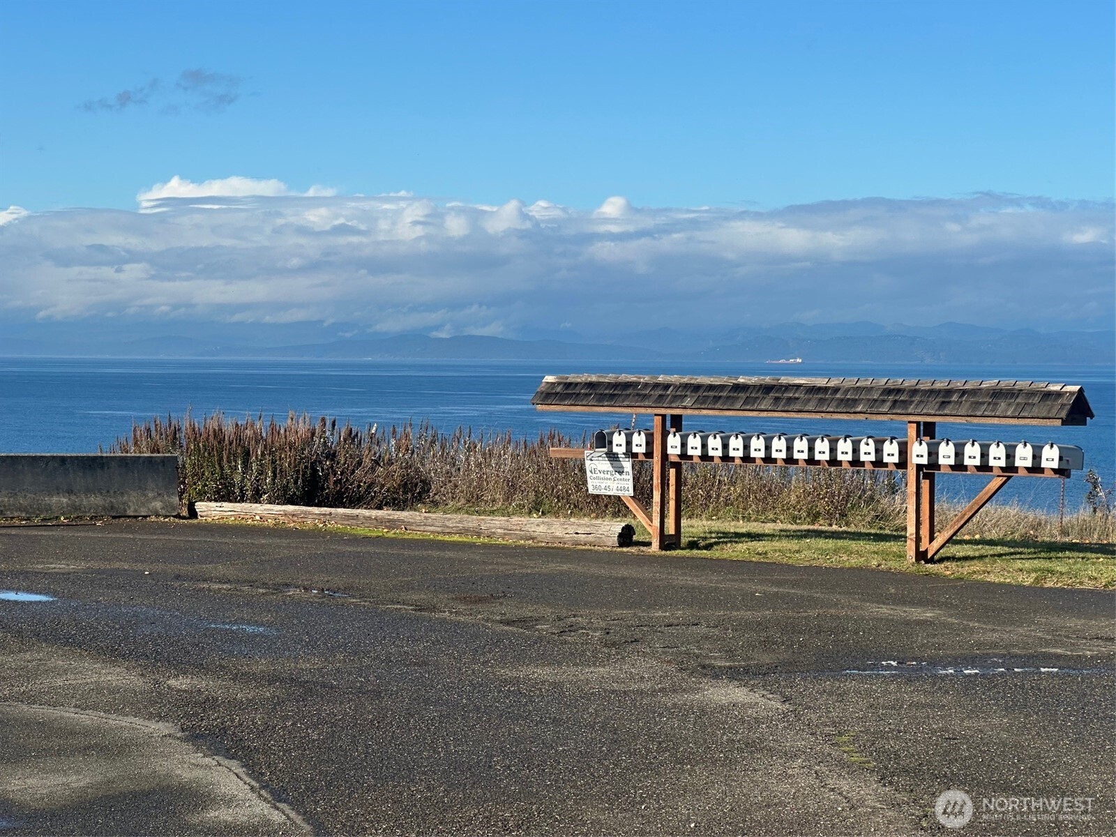 1323 S McDonald Street , Port Angeles, WA 98363