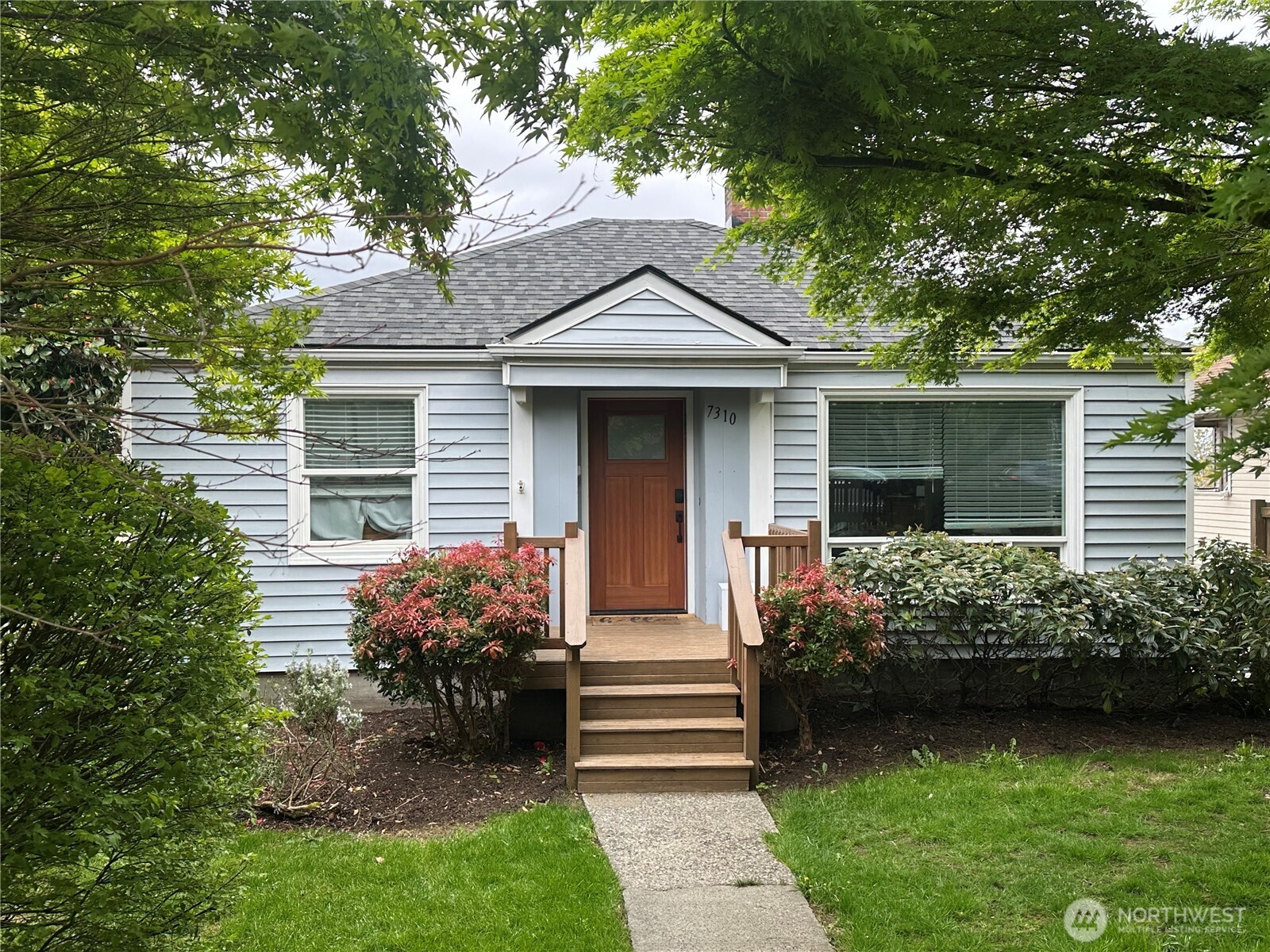 7310 30th Avenue SW, Seattle, WA 98126