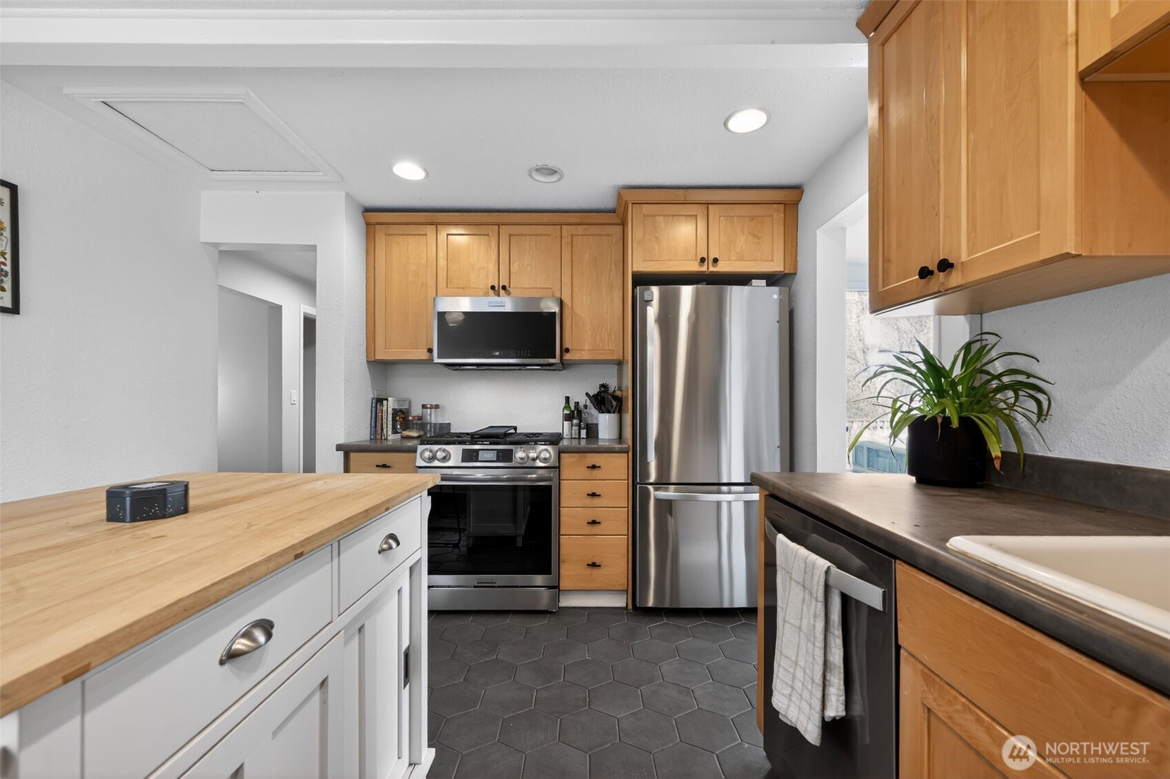 7310 30th Avenue SW, Seattle, WA 98126