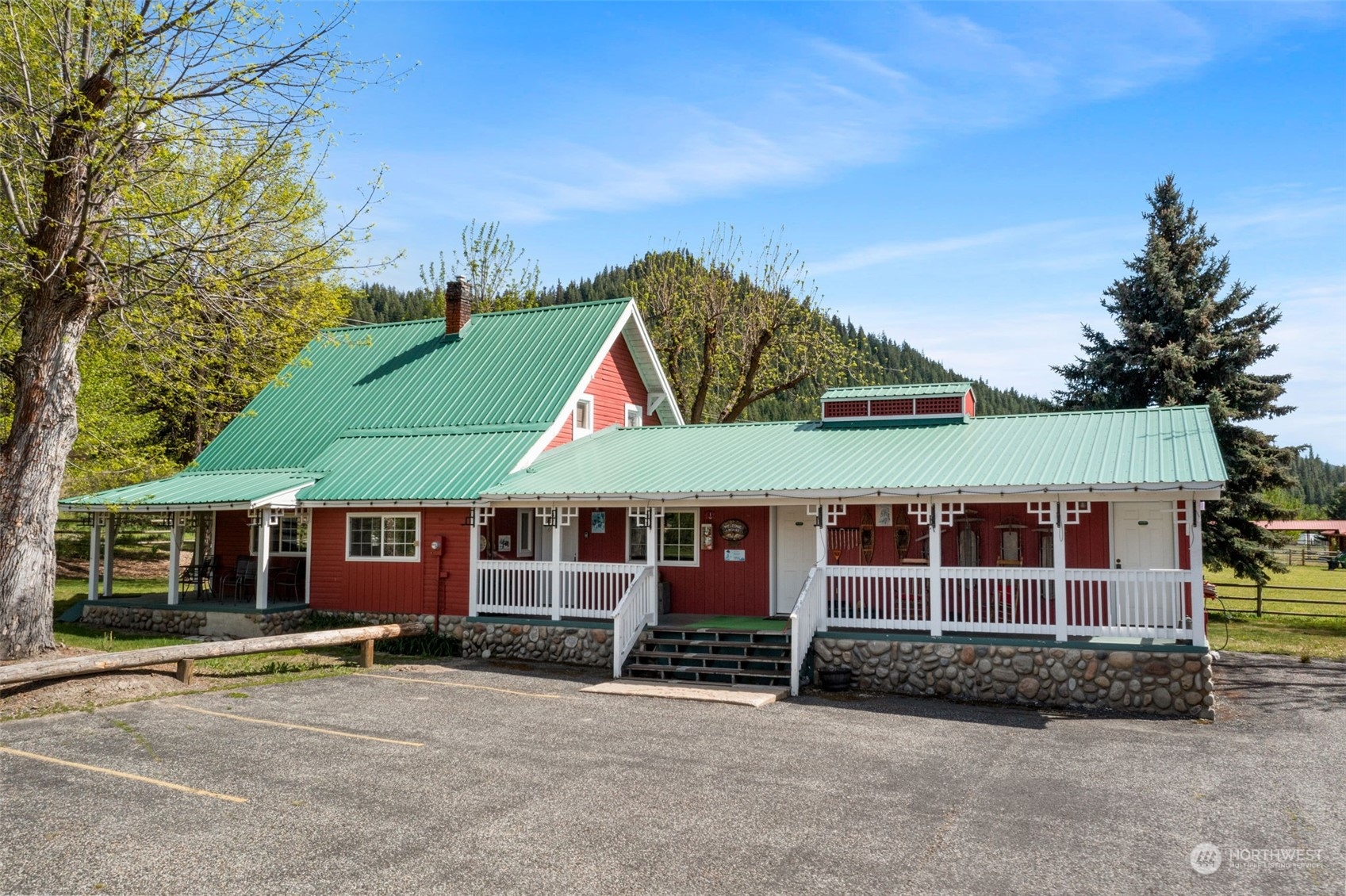 18630 Beaver Valley Road , Leavenworth, WA 98826