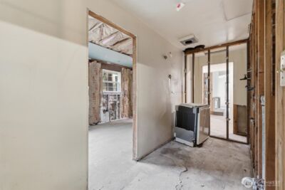 6775 Murray Avenue SW, Seattle, WA 98136 - Photo 20