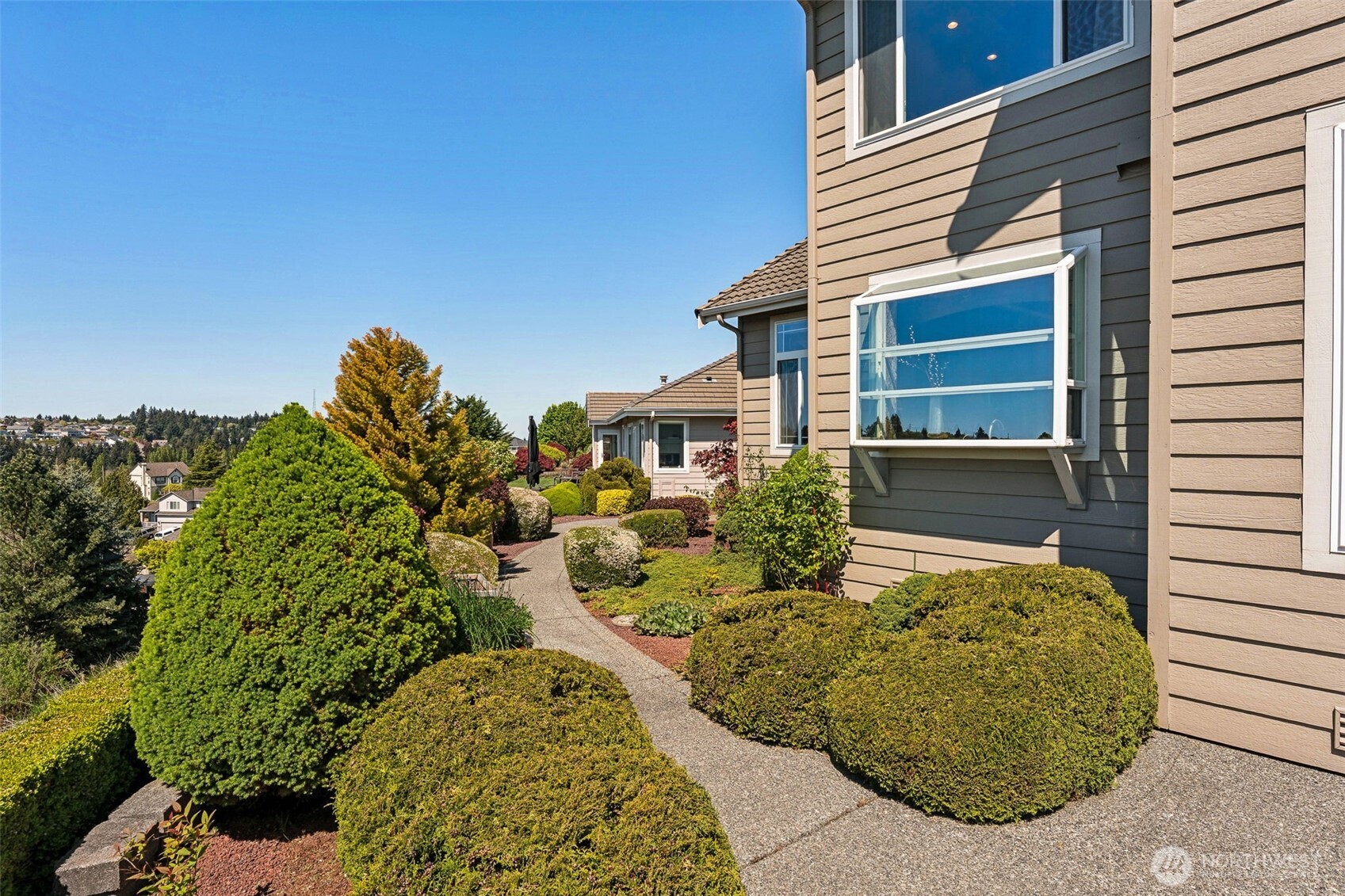 3610 43rd Avenue Ct NE, Tacoma, WA 98422