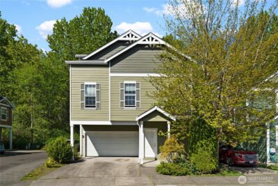 11542 6th Avenue E, Tacoma, WA 98445-8083