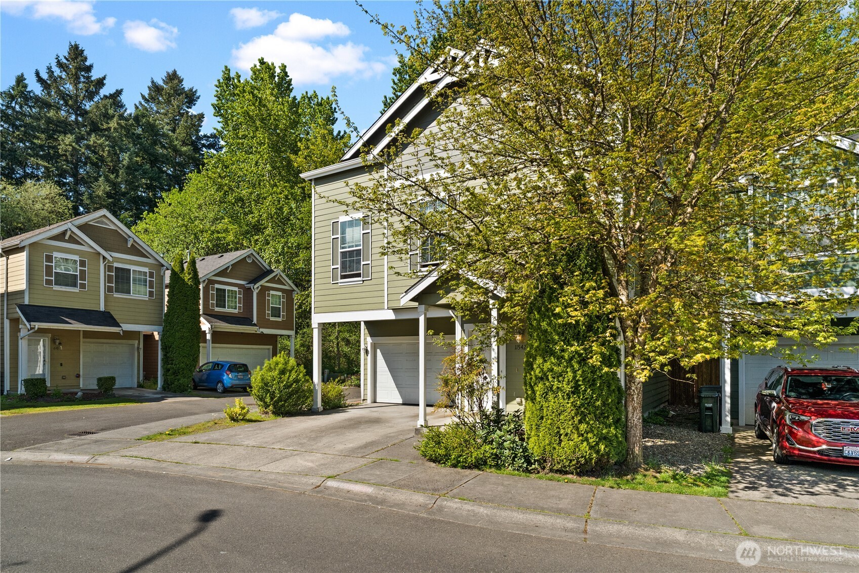 11542 6th Avenue E, Tacoma, WA 98445-8083