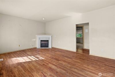 11542 6th Avenue E, Tacoma, WA 98445-8083 - Photo 6
