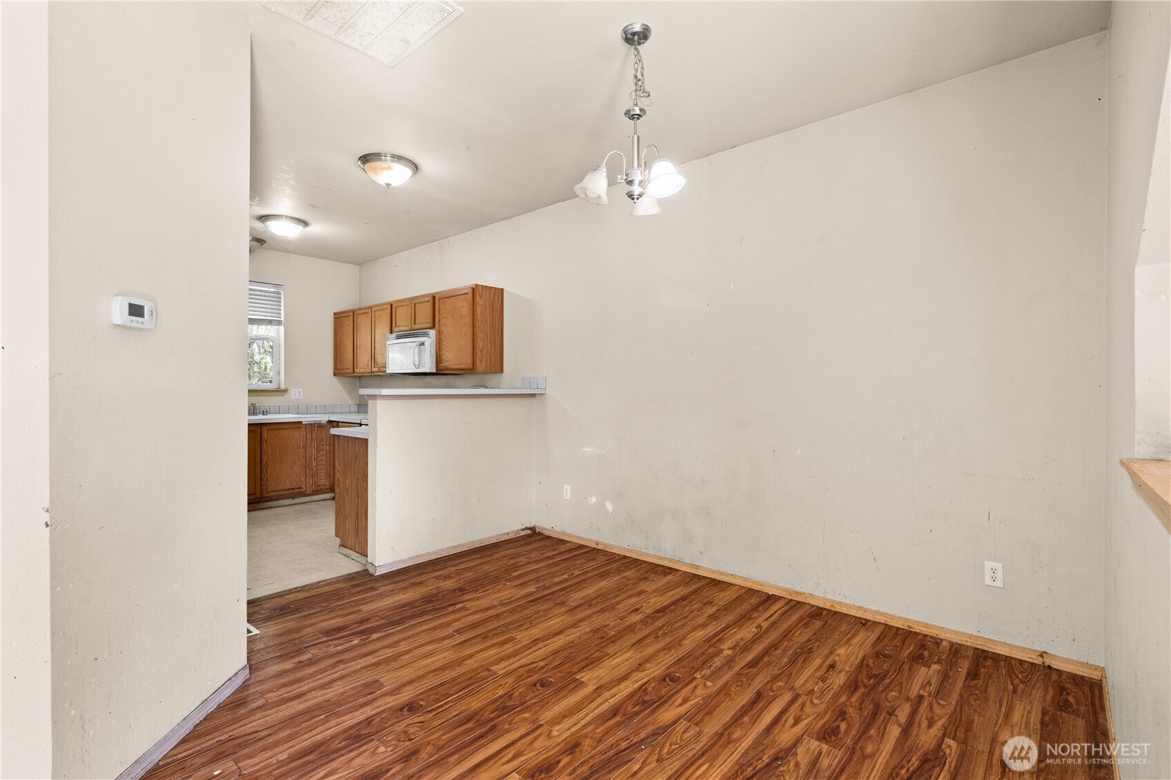 11542 6th Avenue E, Tacoma, WA 98445-8083