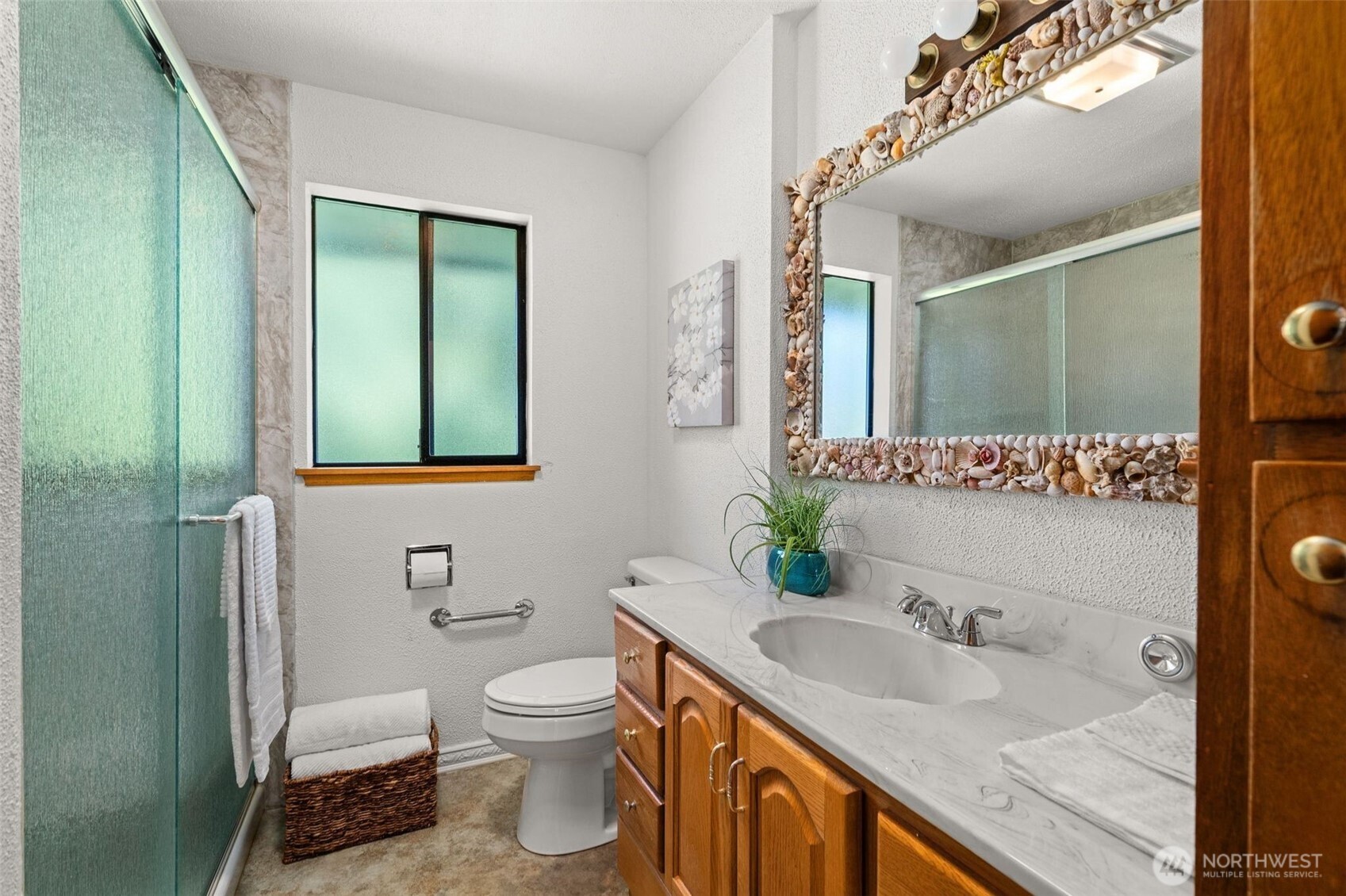 2426 S 142nd Street , SeaTac, WA 98168
