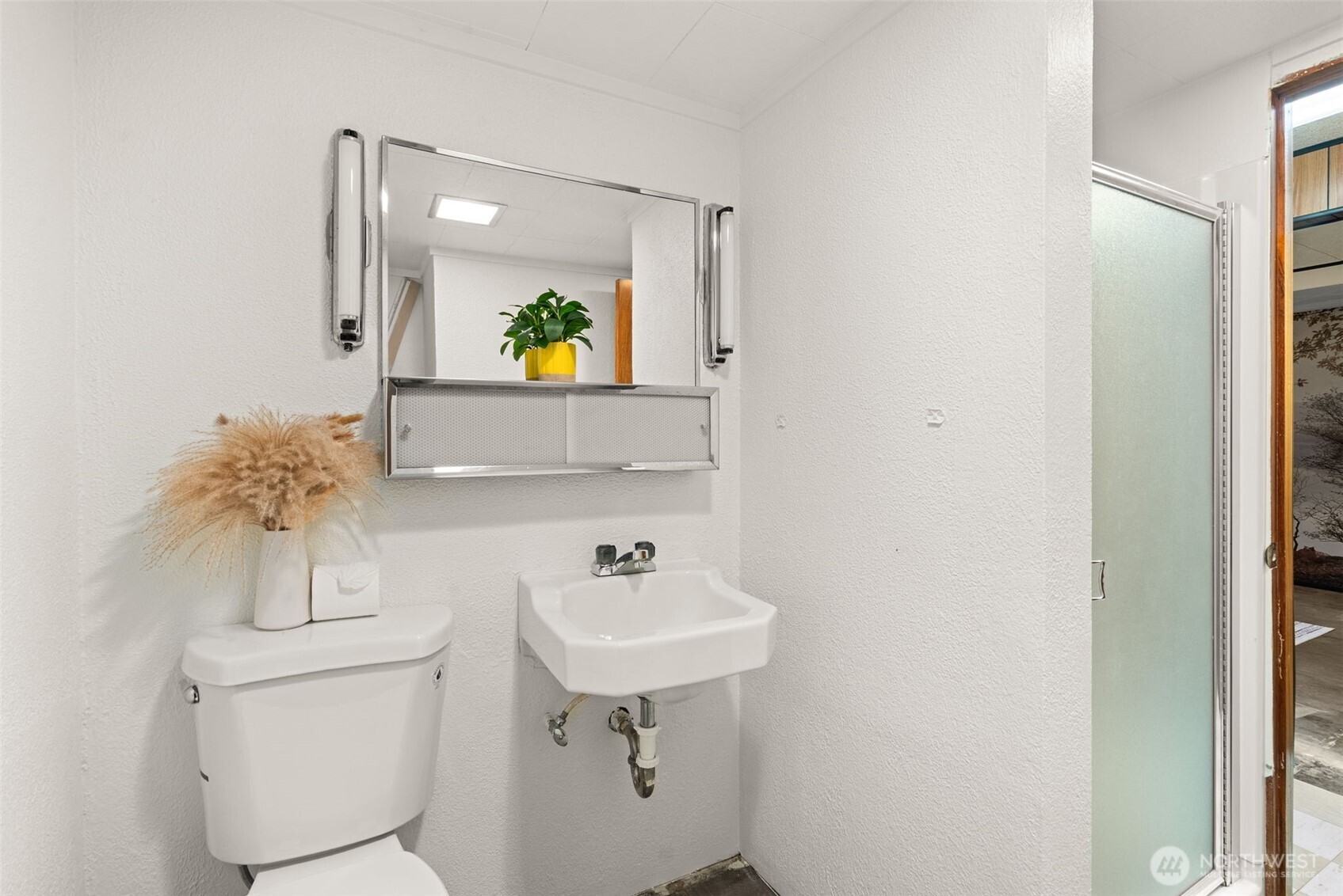 2426 S 142nd Street , SeaTac, WA 98168