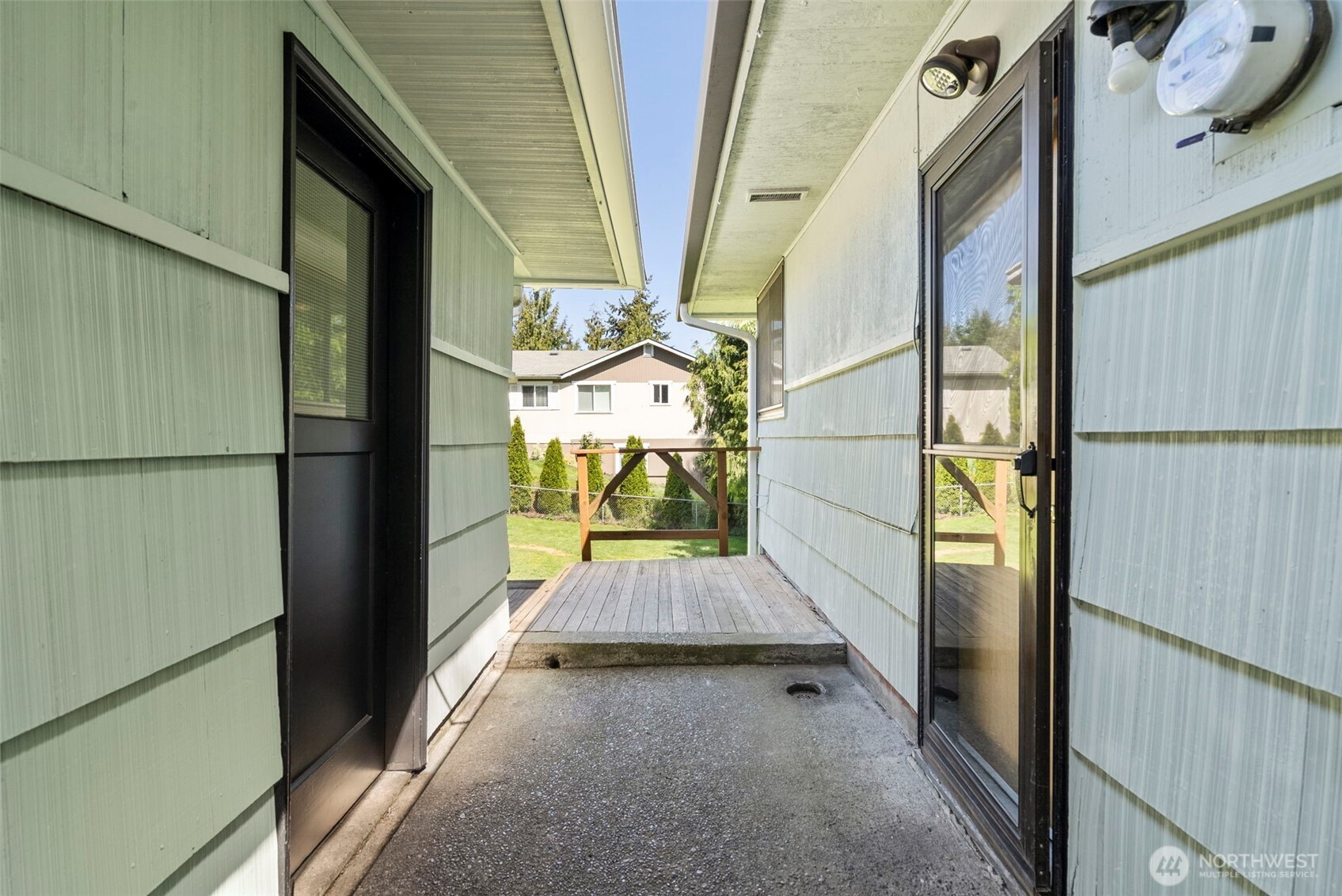 2426 S 142nd Street , SeaTac, WA 98168