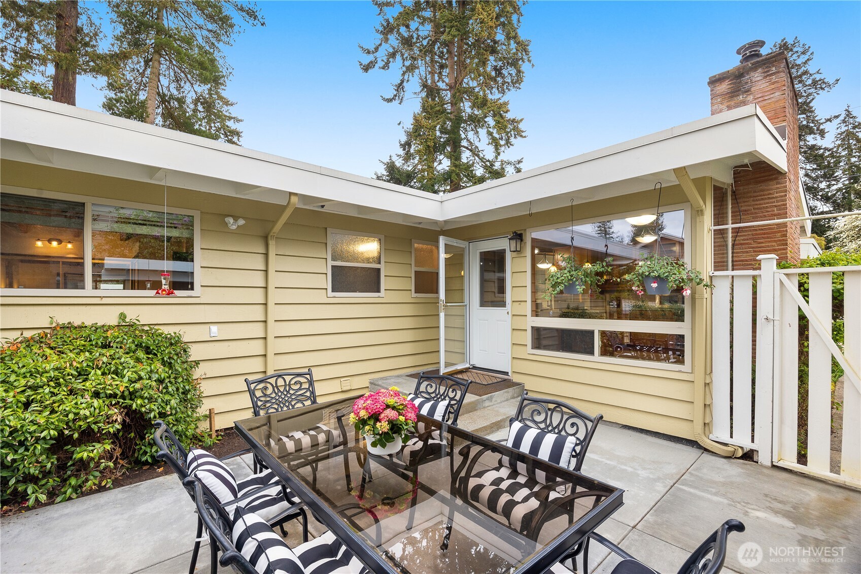 336 N 160th Street , Shoreline, WA 98133