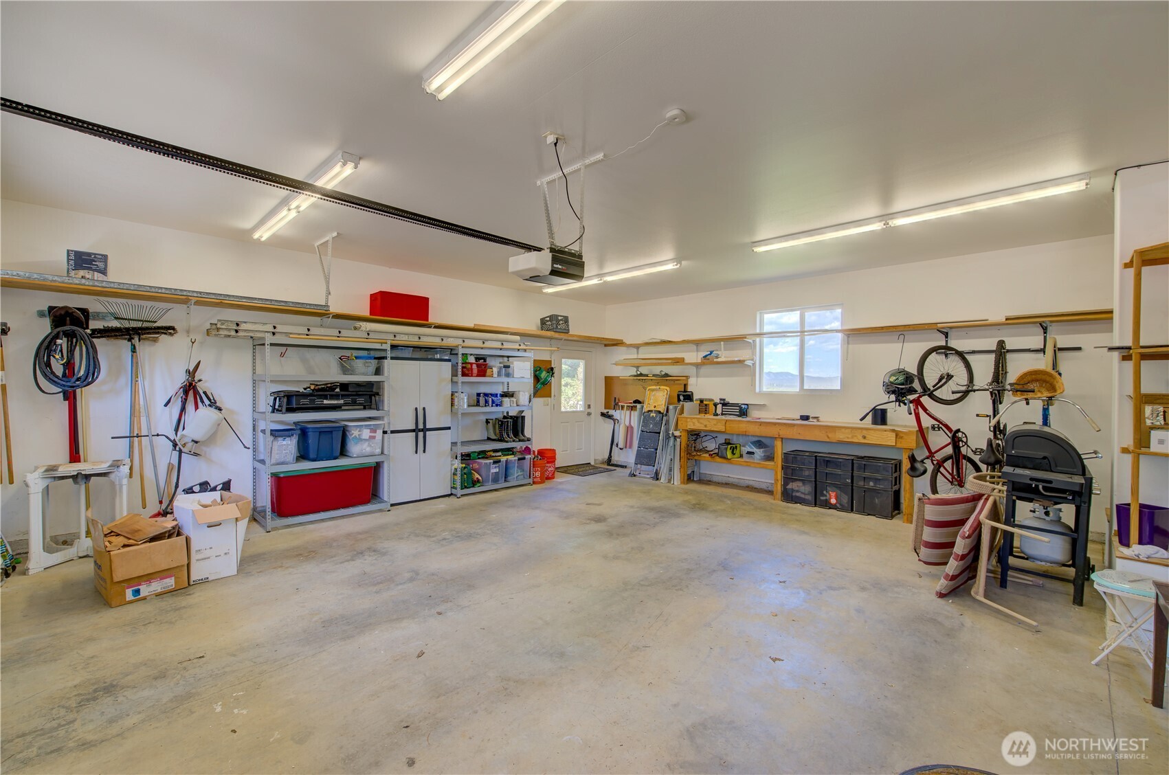 194 SW Robert Gray Drive , Ilwaco, WA 98624
