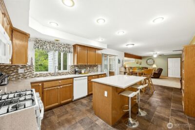 10705 189th Avenue E, Bonney Lake, WA 98391 - Photo 15