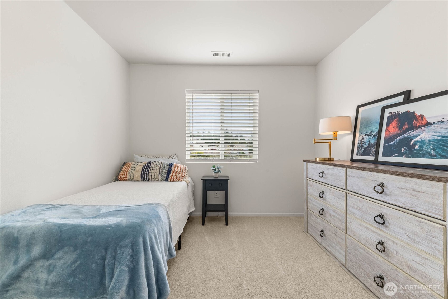 6717 Birdseye Ave NE, Lacey, WA 98516