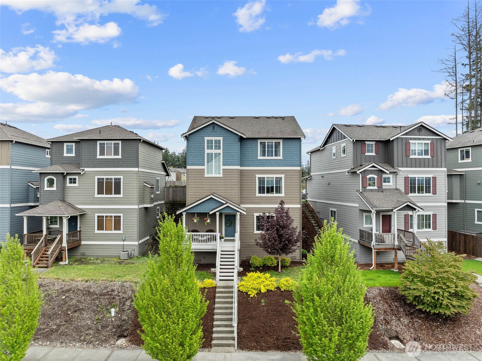 6717 Birdseye Ave NE, Lacey, WA 98516