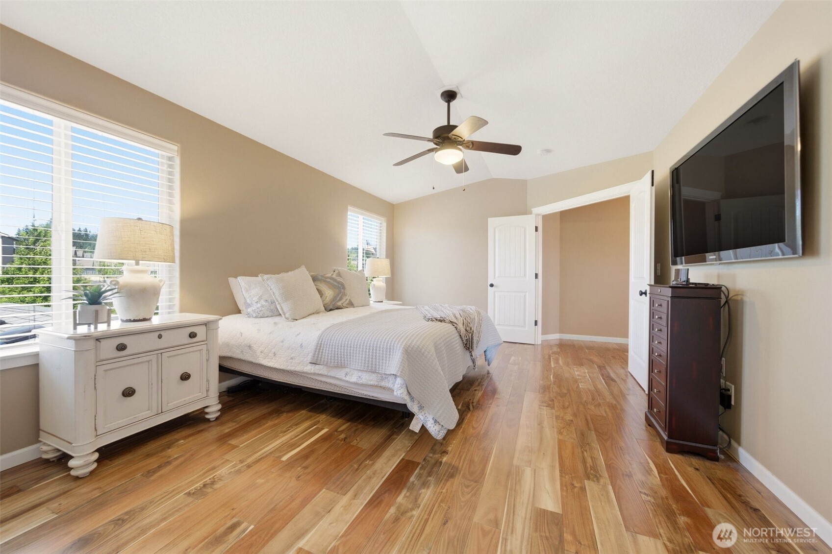 1506 NW 339TH Street , La Center, WA 98629