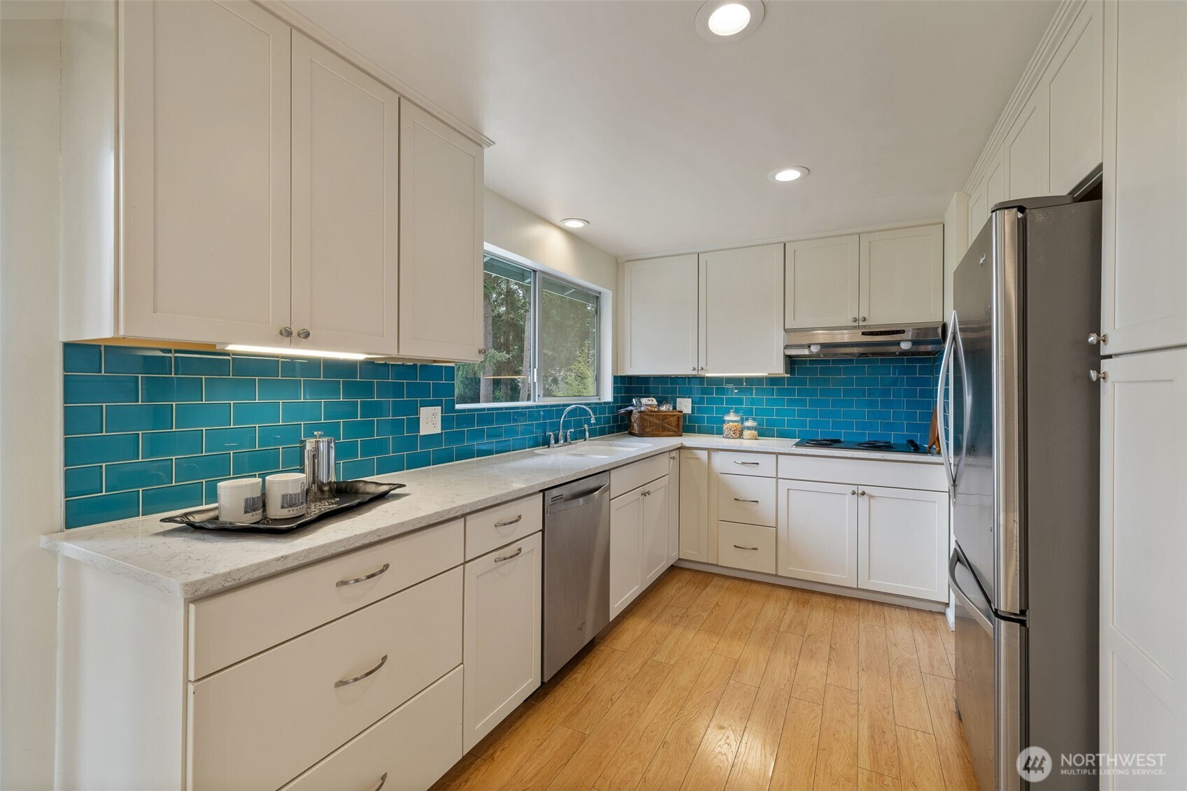 16610 SE 24th Street , Bellevue, WA 98008