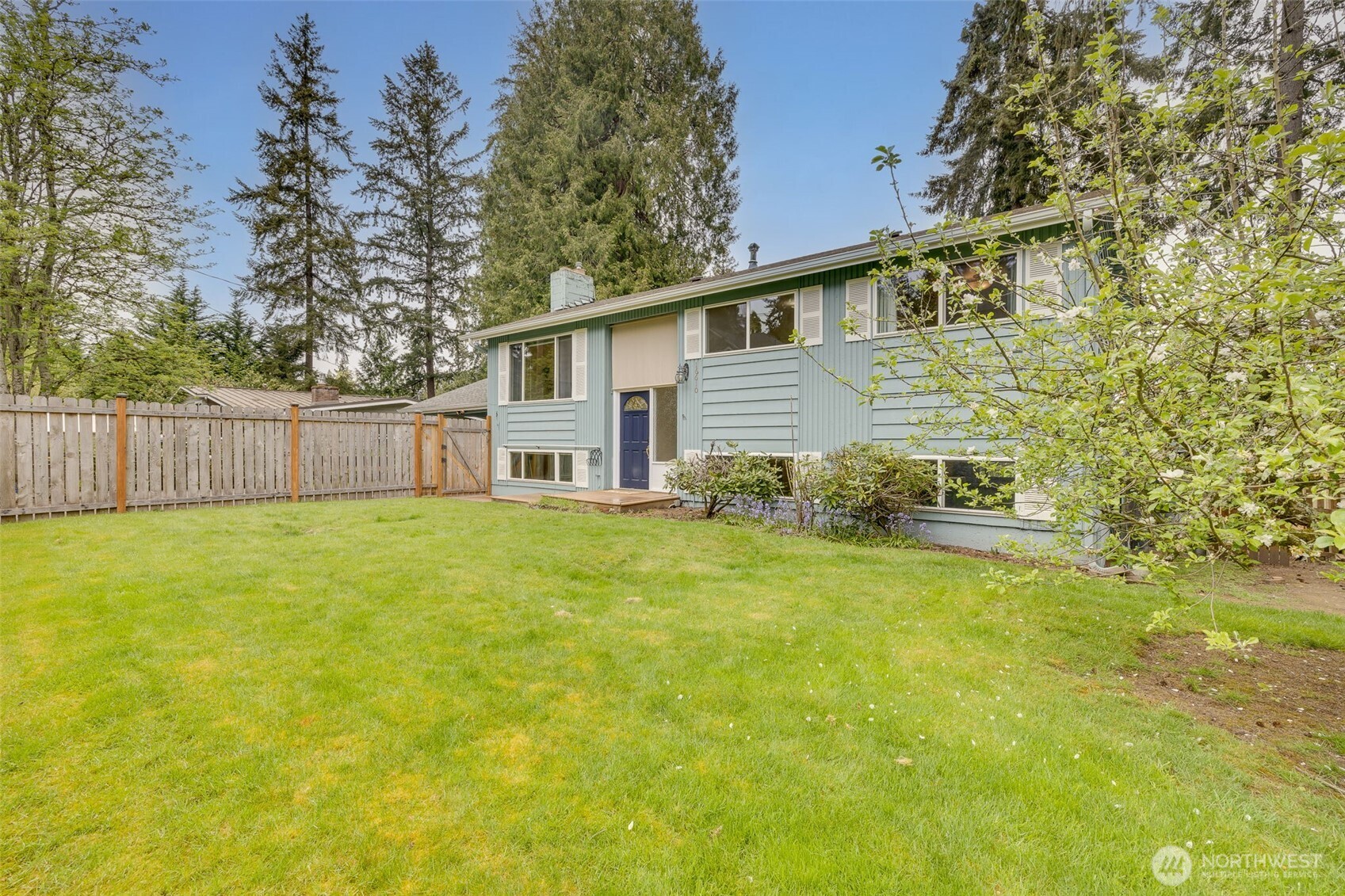 16610 SE 24th Street , Bellevue, WA 98008