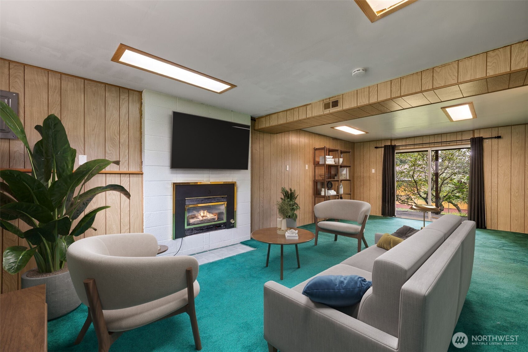 16610 SE 24th Street , Bellevue, WA 98008