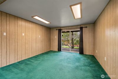 16610 SE 24th Street , Bellevue, WA 98008 - Photo 32