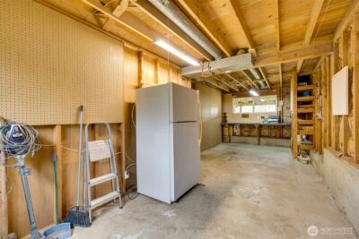 16610 SE 24th Street , Bellevue, WA 98008 - Photo 36