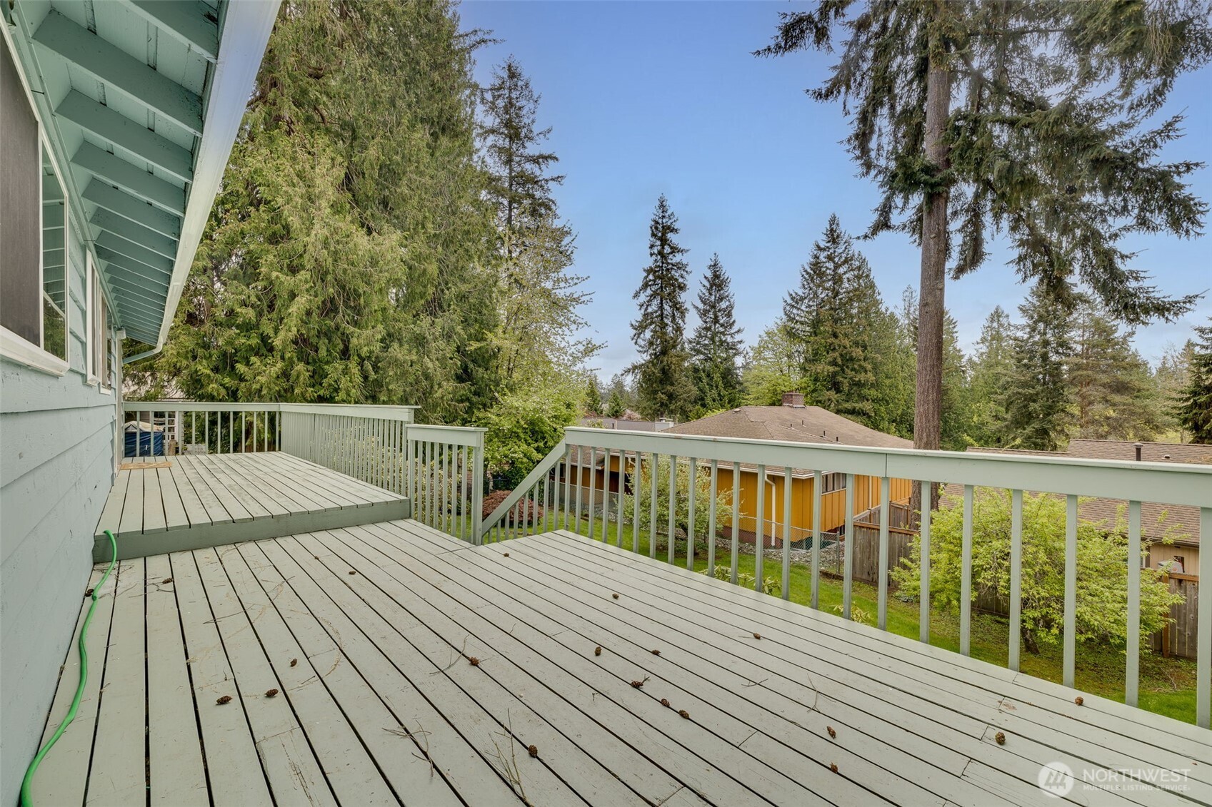 16610 SE 24th Street , Bellevue, WA 98008