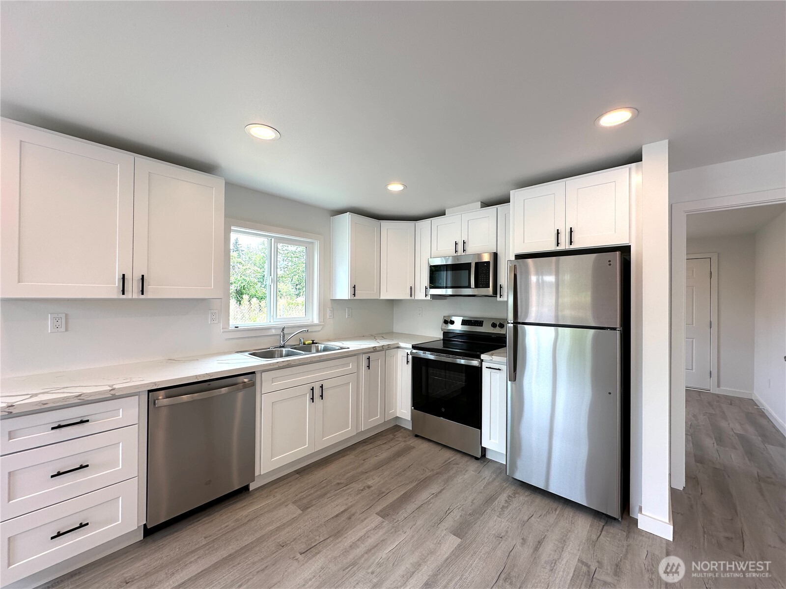 1743 SE Crawford Road , Port Orchard, WA 98366