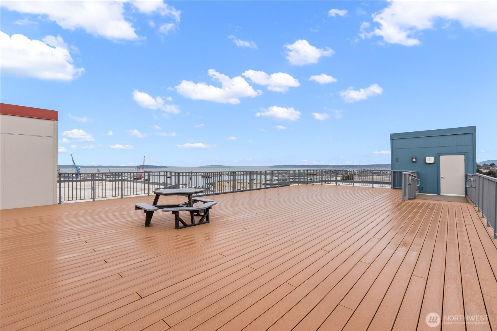 2818 Grand Avenue #B401, Everett, WA 98201