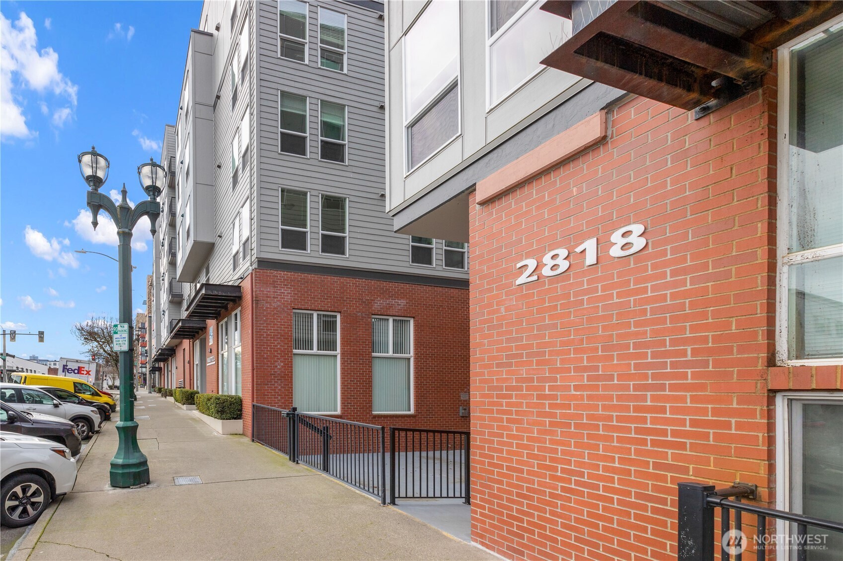 2818 Grand Avenue #B401, Everett, WA 98201