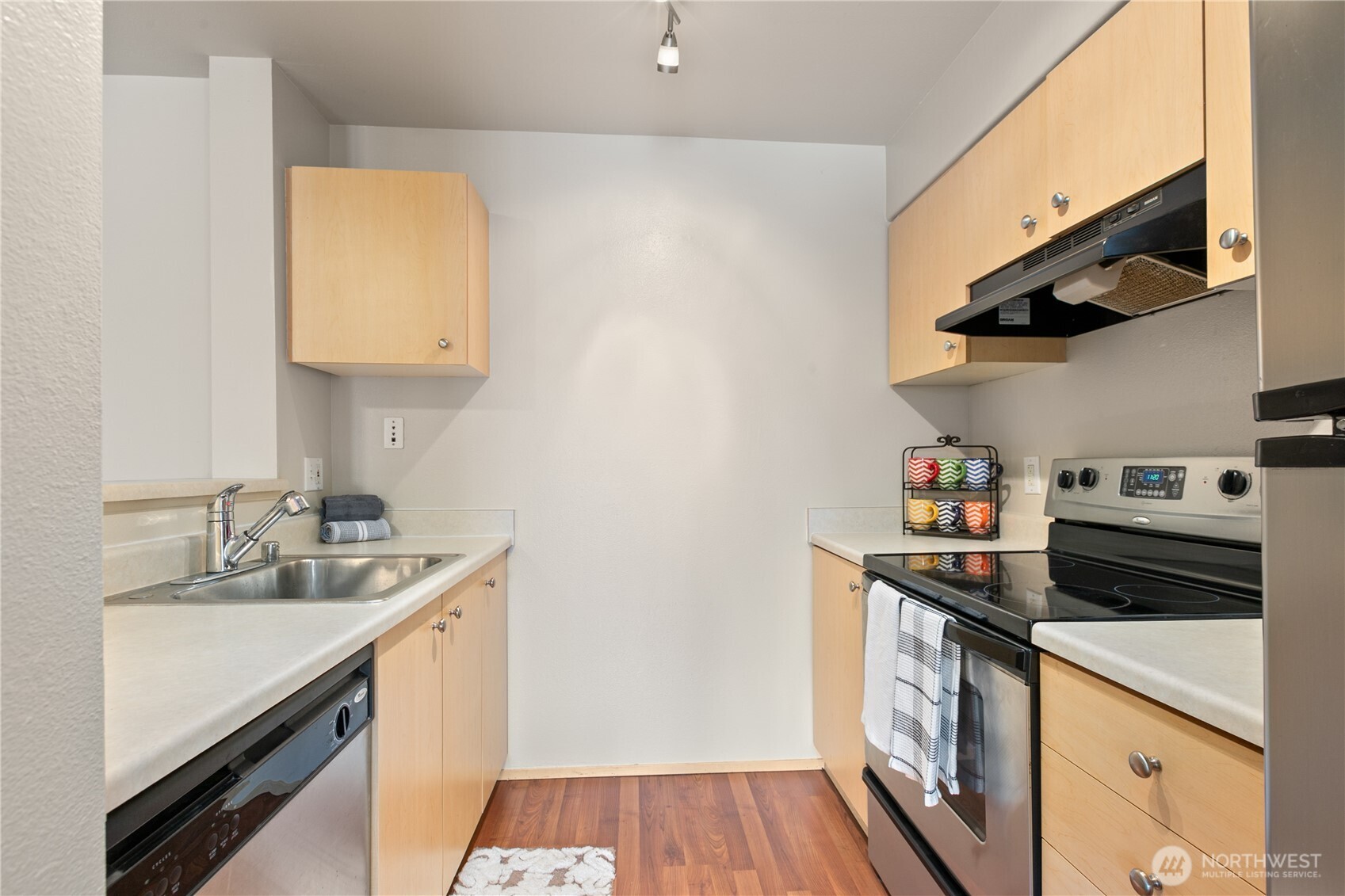 2818 Grand Avenue #B401, Everett, WA 98201
