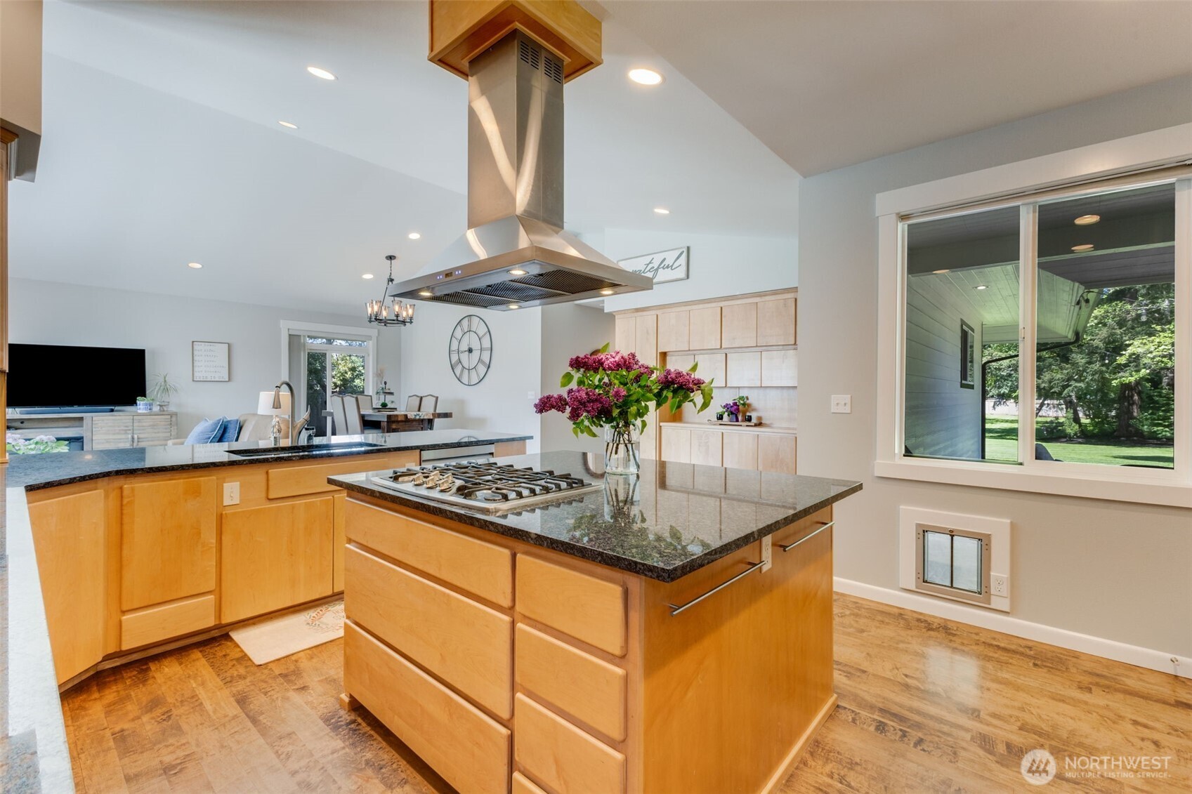 1913 3rd Avenue NW, Puyallup, WA 98371