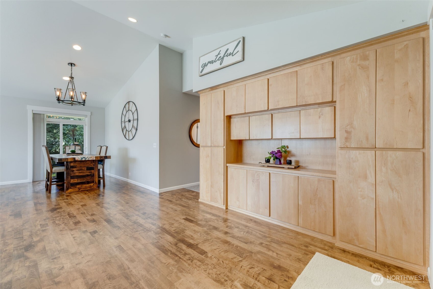 1913 3rd Avenue NW, Puyallup, WA 98371