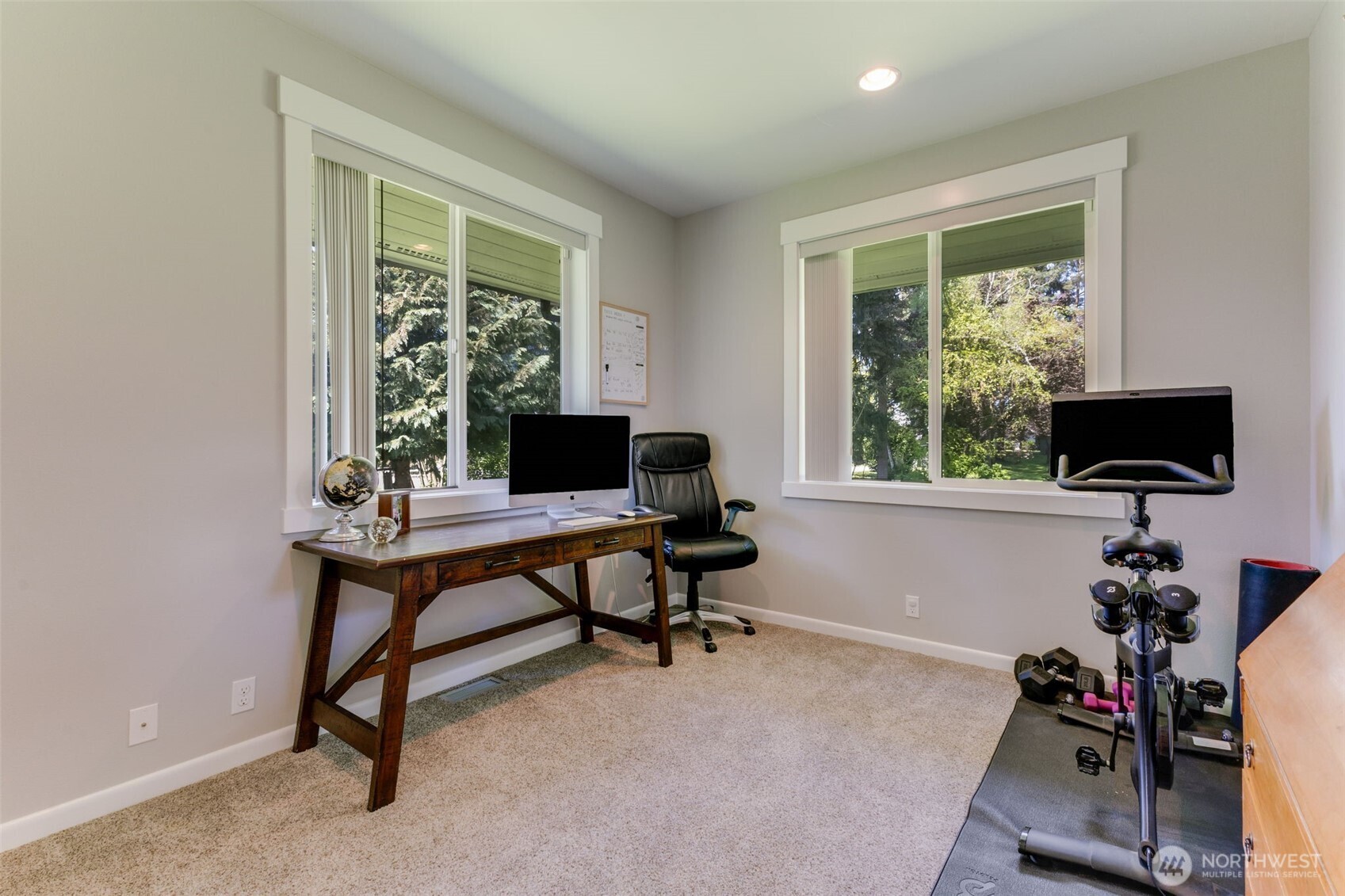 1913 3rd Avenue NW, Puyallup, WA 98371
