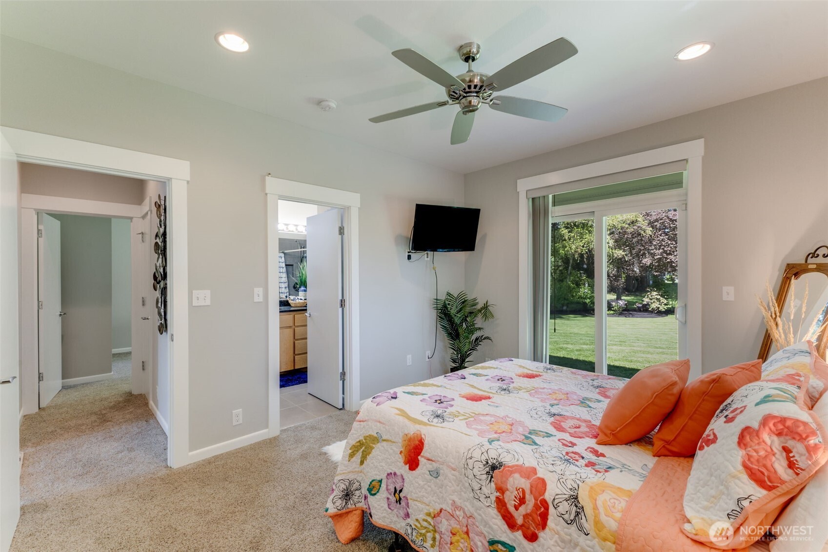 1913 3rd Avenue NW, Puyallup, WA 98371