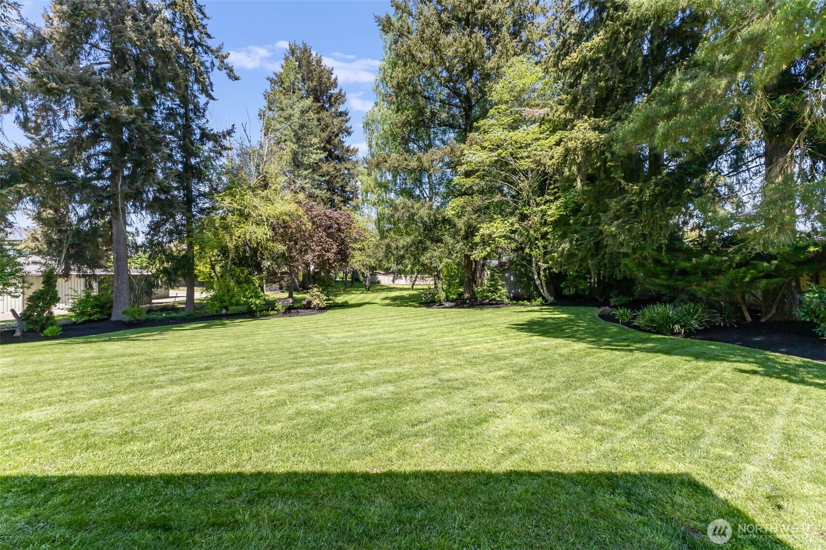 1913 3rd Avenue NW, Puyallup, WA 98371