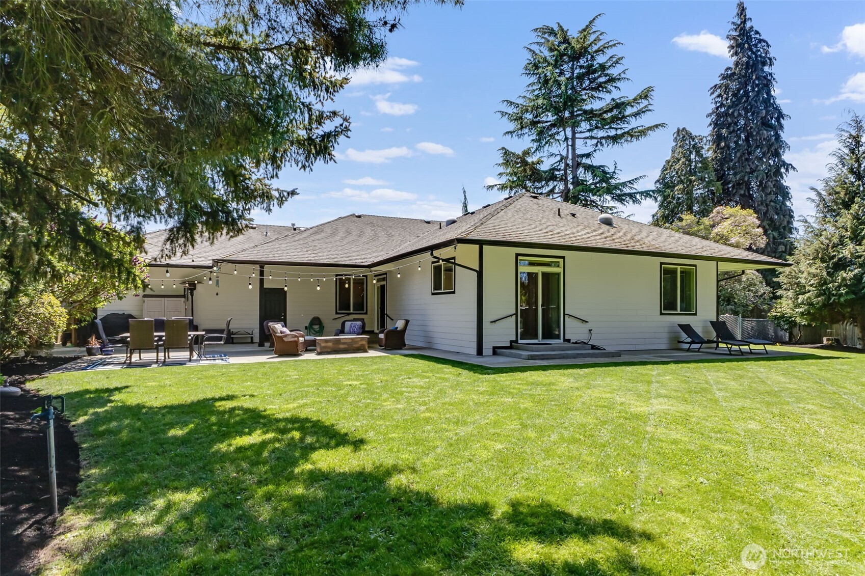 1913 3rd Avenue NW, Puyallup, WA 98371