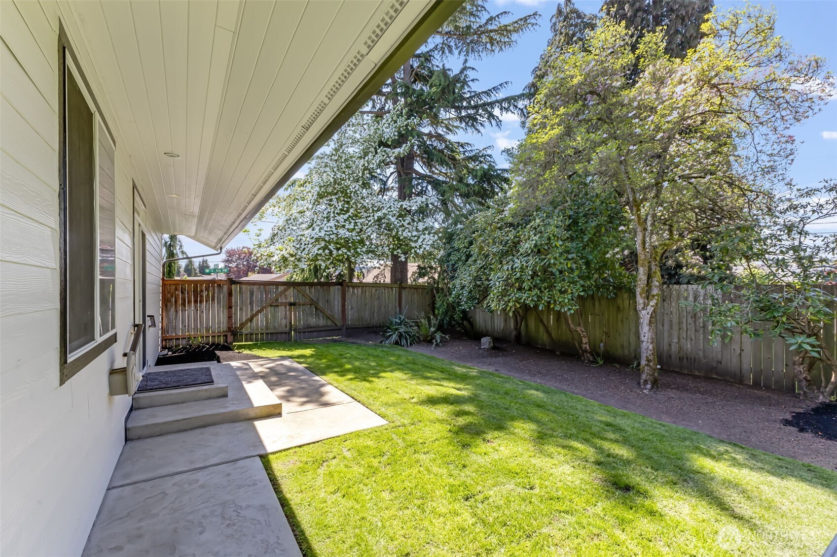 1913 3rd Avenue NW, Puyallup, WA 98371